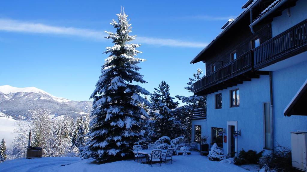 Blue Mountain Hotel Afritz Exterior photo